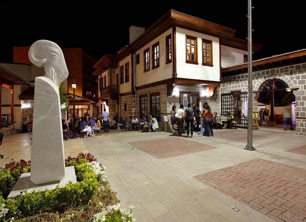 Sanatseverler hazır olun: Ankara'nın en havalı sokağı makyajlanıyor! Başkentin cazibe merkezinde değişim başladı 16